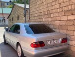 Mercedes E 200-2