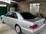 Mercedes E 200-3