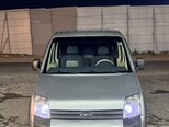 Ford Tourneo Connect-1