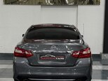 Nissan Altima-12