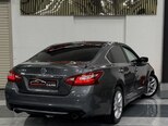 Nissan Altima-13
