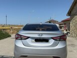 Hyundai Elantra-9