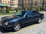 Mercedes E 320 4MATIC-3