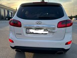 Hyundai Santa Fe-5