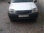 Chevrolet Niva-8