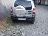 Chevrolet Niva-10