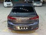 Hyundai Elantra-3