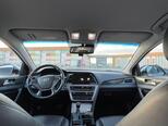Hyundai Sonata-10