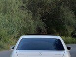 Mercedes E 240-2