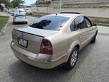 Volkswagen Passat-6
