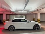 BMW 330-4