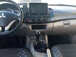 Mitsubishi L200-12