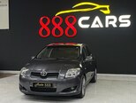 Toyota Auris-1