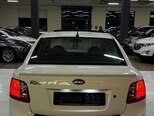 Kia Rio-4