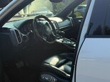 Porsche Cayenne GTS-8