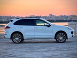 Porsche Cayenne-5