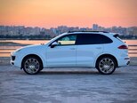 Porsche Cayenne-4