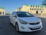 Hyundai Elantra-6