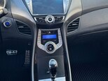 Hyundai Elantra-12