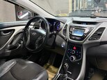 Hyundai Elantra-22