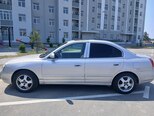 Hyundai Elantra-13