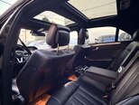 Mercedes E 220-12