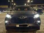 Toyota Highlander-1