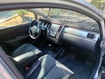 Nissan Tiida-12