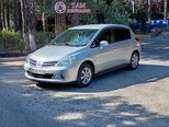 Nissan Tiida-4