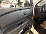 Mitsubishi L200-10