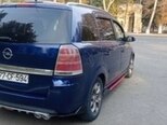 Opel Zafira-5