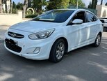 Hyundai Accent-2