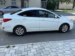 Hyundai Accent-5