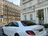 Mercedes E 300 4MATIC-9