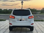 Hyundai Santa Fe-6