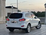 Hyundai Santa Fe-5