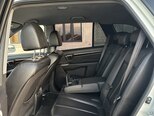 Hyundai Santa Fe-15