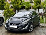 Hyundai Elantra-1