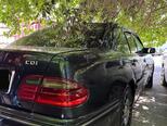Mercedes E 270-4