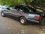Mercedes E 270-5