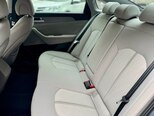 Hyundai Sonata-14