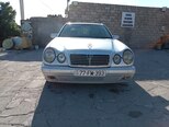 Mercedes E 320-1