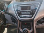 Hyundai Elantra-4