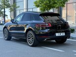 Porsche Macan-3