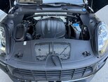 Porsche Macan-11