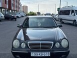 Mercedes E 240-6