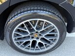 Porsche Macan-12