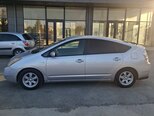 Toyota Prius-4