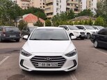 Hyundai Elantra-1