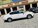 Volkswagen Passat-4